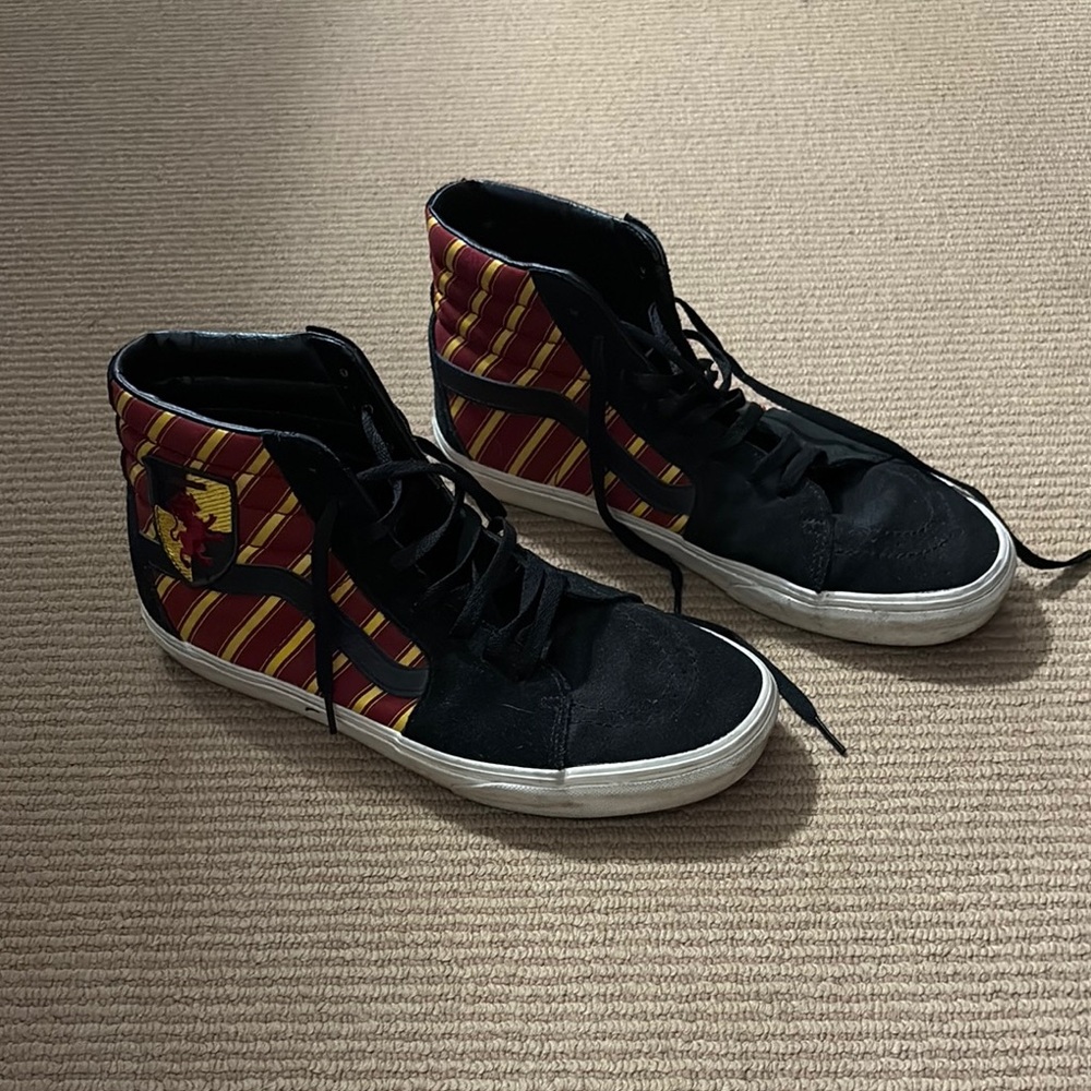 Vans x Harry Potter - Gryffindor - Black and Maroon High-Top Sneakers